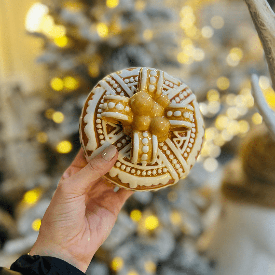 Pote Natalino Presente Gingerbread de Cerâmica 17cm