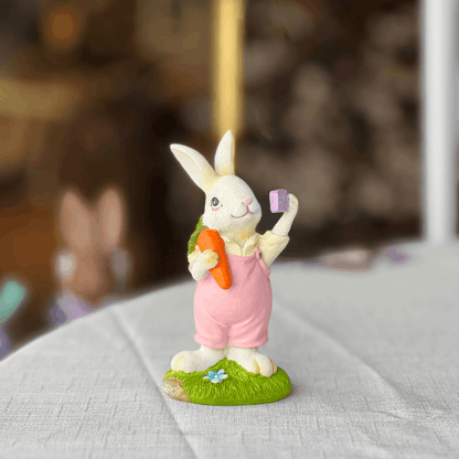 Coelha Tirando Selfie de Resina 12cm