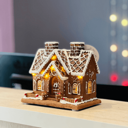 Casa Gingerbread Marrom Com Led de Resina 17x10x16cm