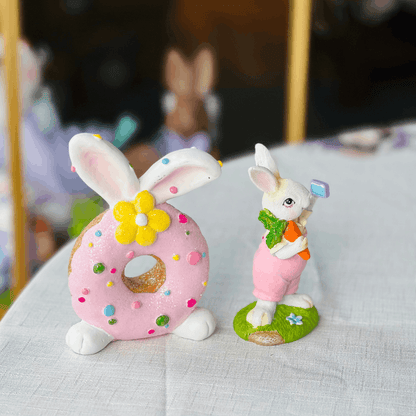 Donut Com Orelhas Rosa de Resina 9x4,5x13,8cm
