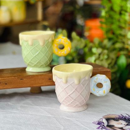 Caneca Casquinha de Sorvete com Donut- 10,2x14,3cm