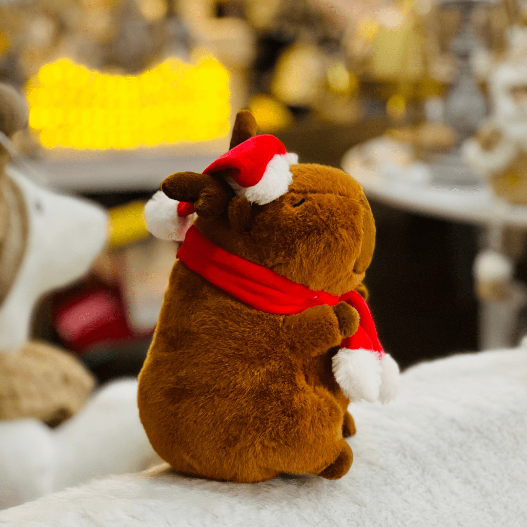 Capivara Natalina de Pelúcia 15cm