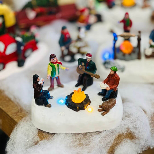 Cenário Natal Amigos na Fogueira Com Led 8,3x13,2x9,2cm