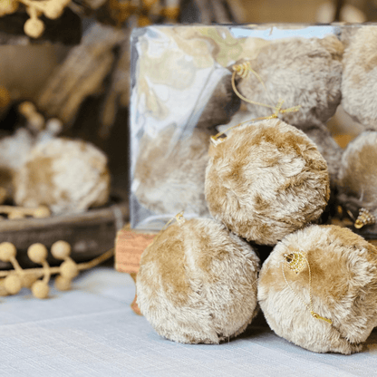 Jogo Com 6 Bolas Natalinas de Pelucia Marrom 8cm