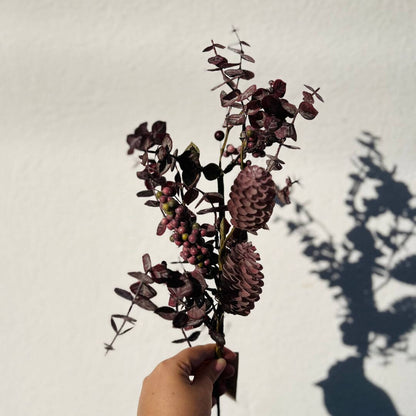Haste Eucalipto com Berry Malva e Pinha – 55cm