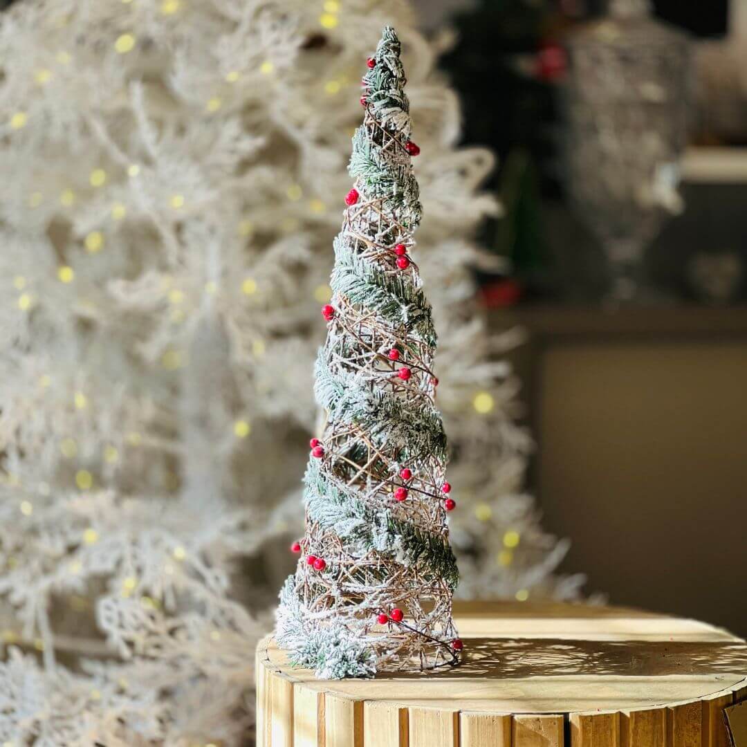 ÁRVORE NEVADA C/ BERRY - 60CM