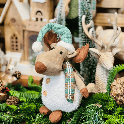 Rena Natalina de Pelucia Com Gorro Verde 25cm