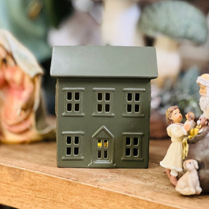 Casa de Cerâmica Verde Com Led - 12x9,5x6cm