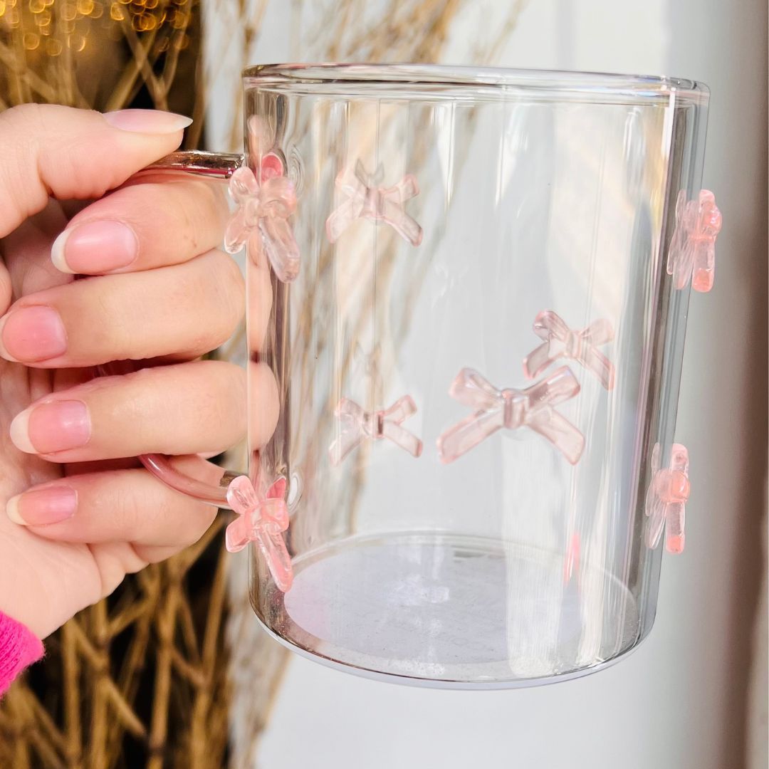 Caneca Vidro Laços Rosa - 410ml