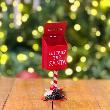 Caixa de Correio Metal Santa com Pé - 6x4x13cm