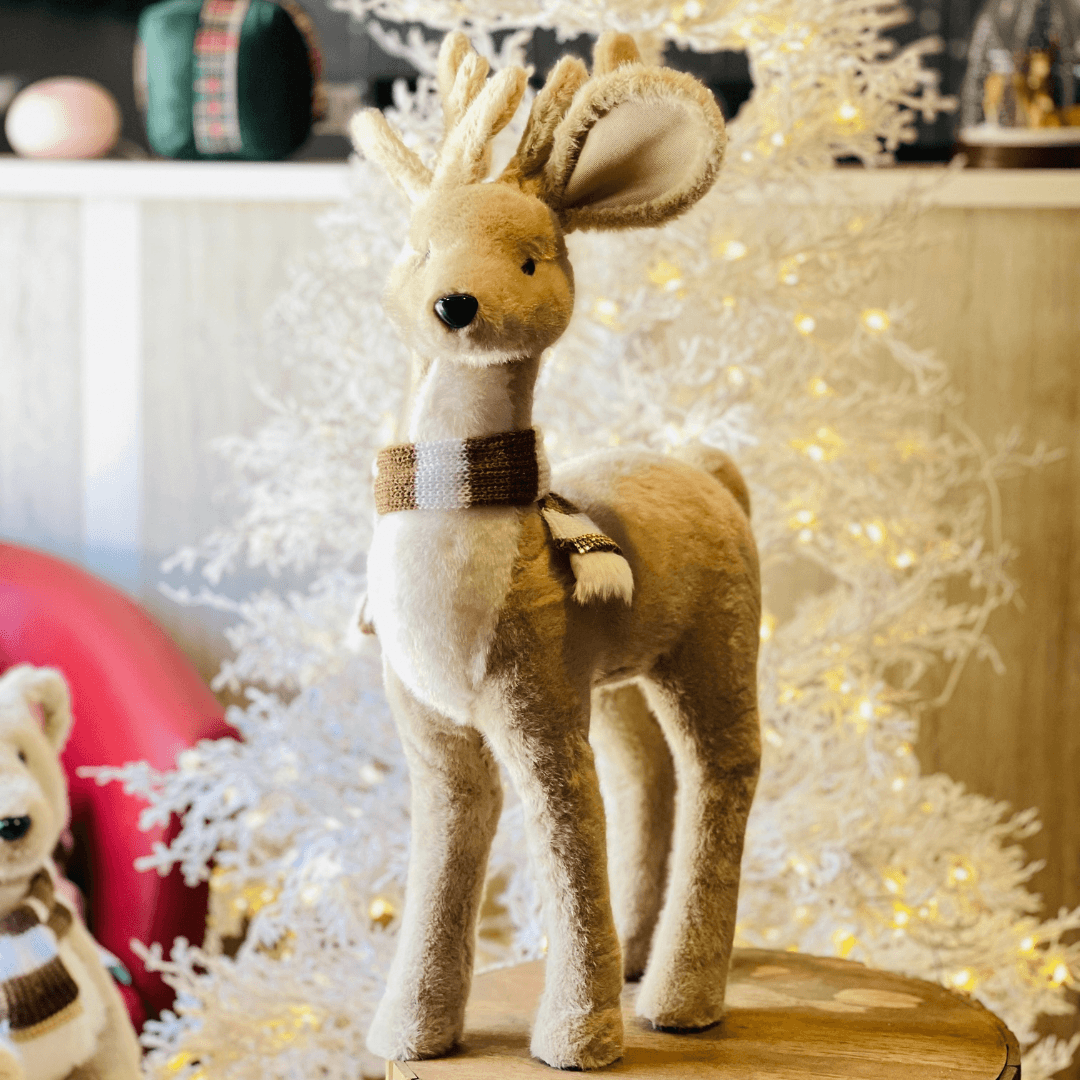 Cervo Decorativo com Cachecol – 83 cm
