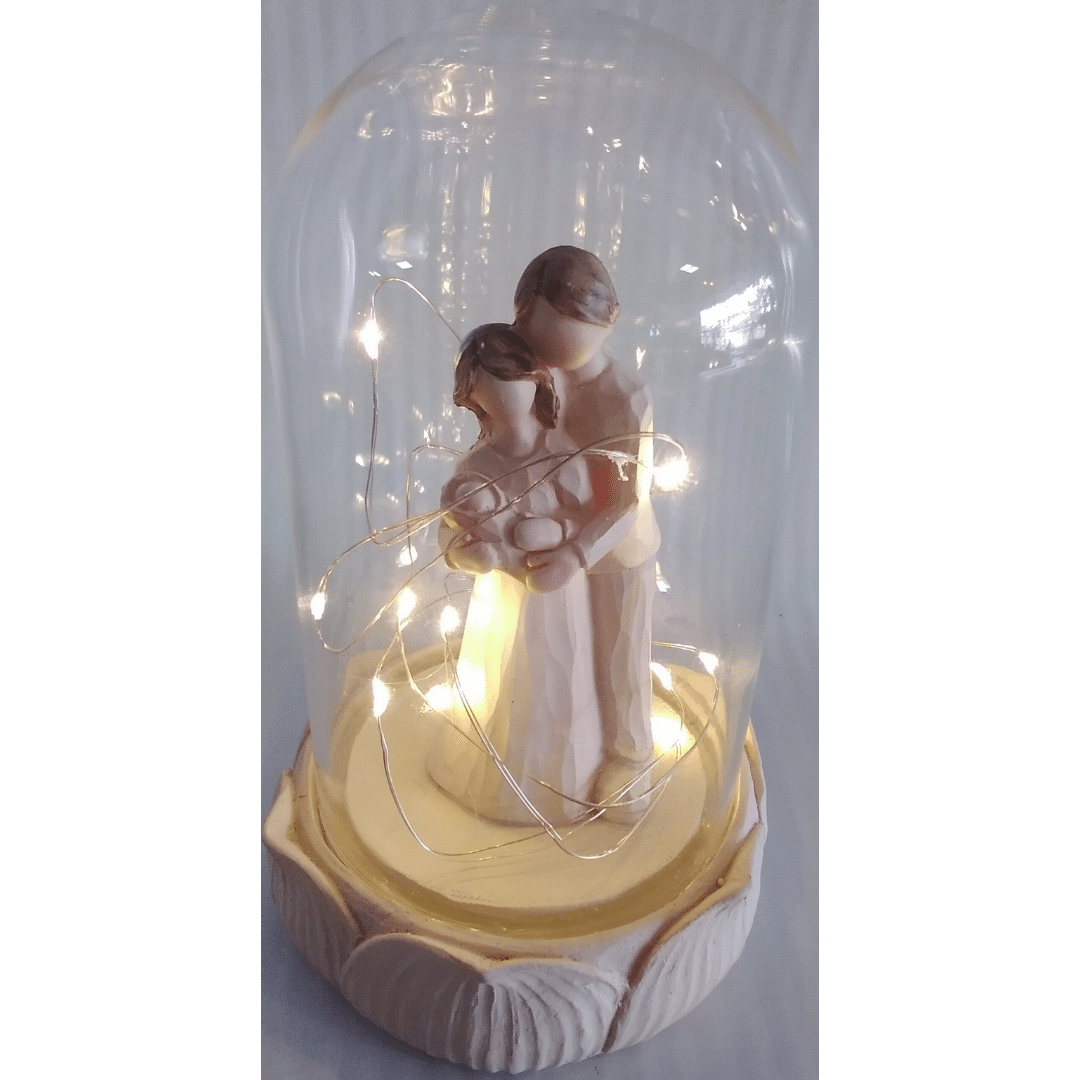 Familia na Cupula Com Led 16cm