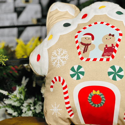 445472-Almofada de Natal Em Formato de Casa Ginger 54cmx46 Cm