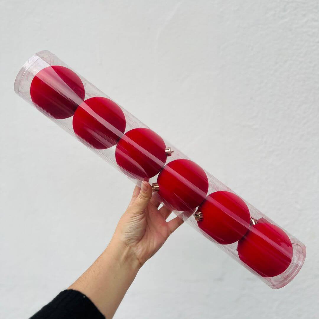 Bola com Camurça Vermelha – 8cm | 6 Peças