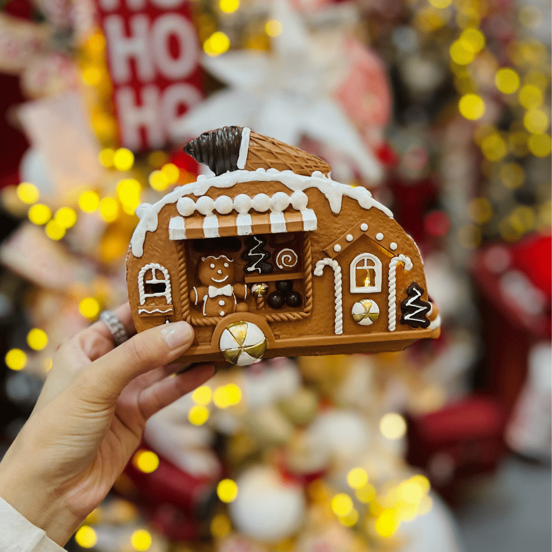 Trailer Natalino de Resina Gingerbread Com Led 12,5cm