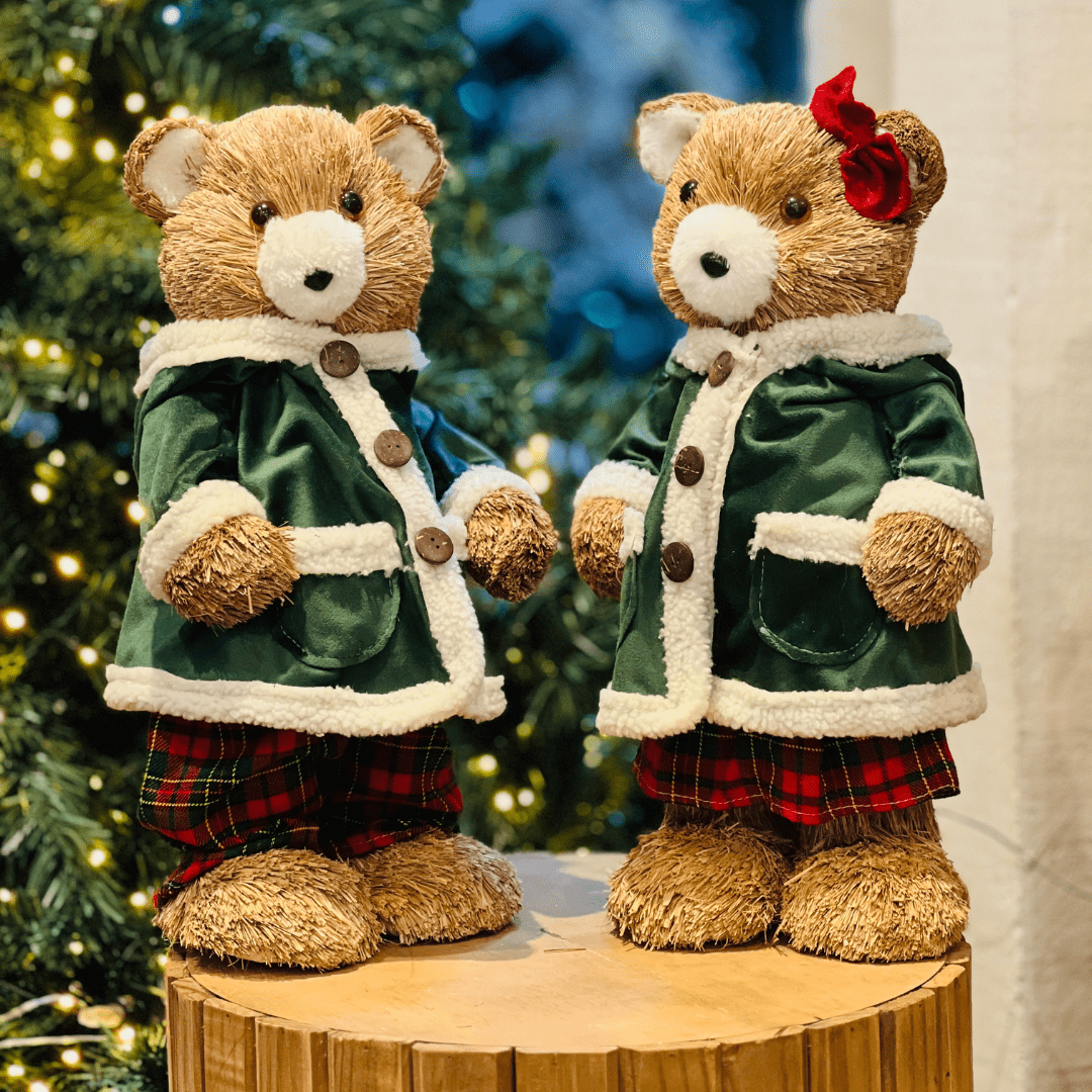Urso Natalino Com Casaco de Veludo Verde 42cm