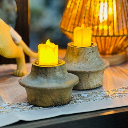 Candelabro Voador em Madeira - 9cm