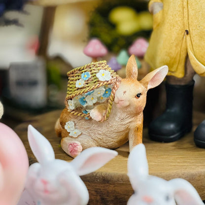 Coelho Sentado Com Cesta de Flores - 9cm