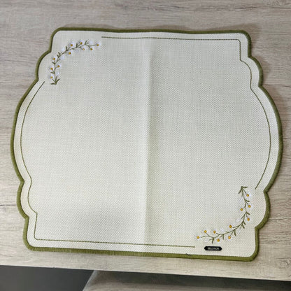 Lugar Americano Páscoa Margaridas com Bordado – 44,5 x 38,5cm