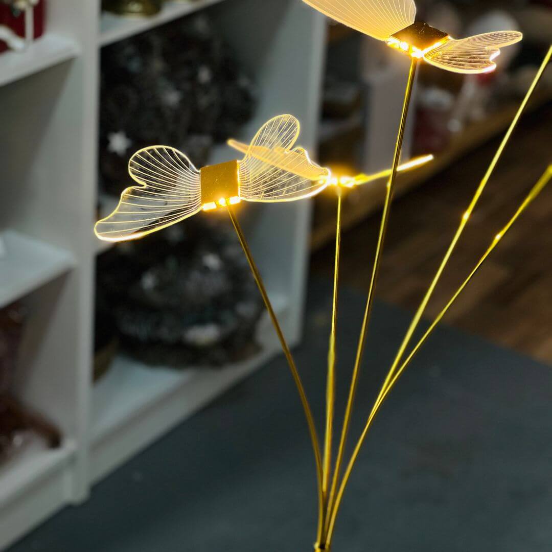 Abajur Borboleta em Metal Bivolt | 120cm