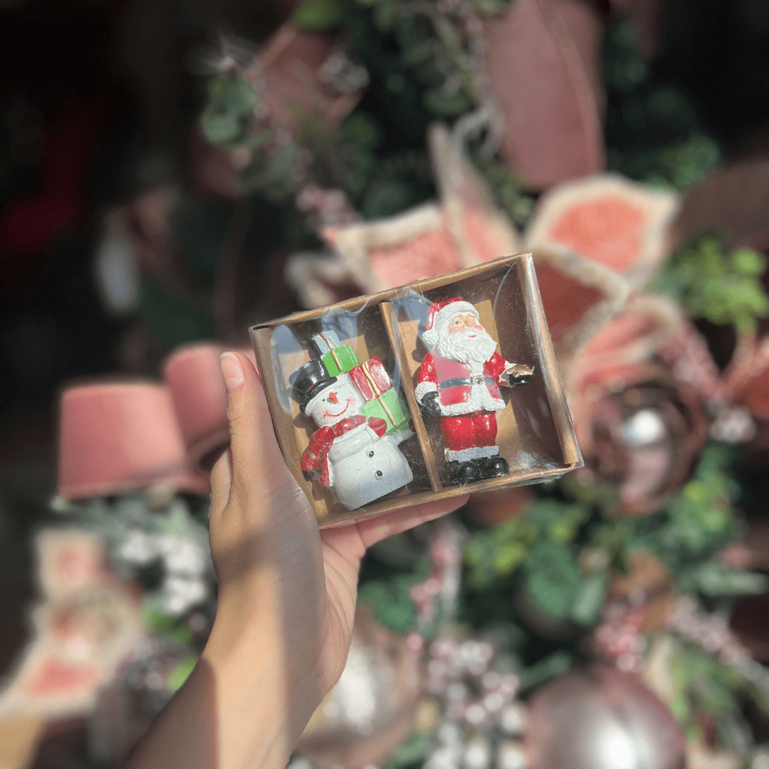 Conjunto Papai Noel e Boneco de Neve de Resina 4,5x3x7,5cm
