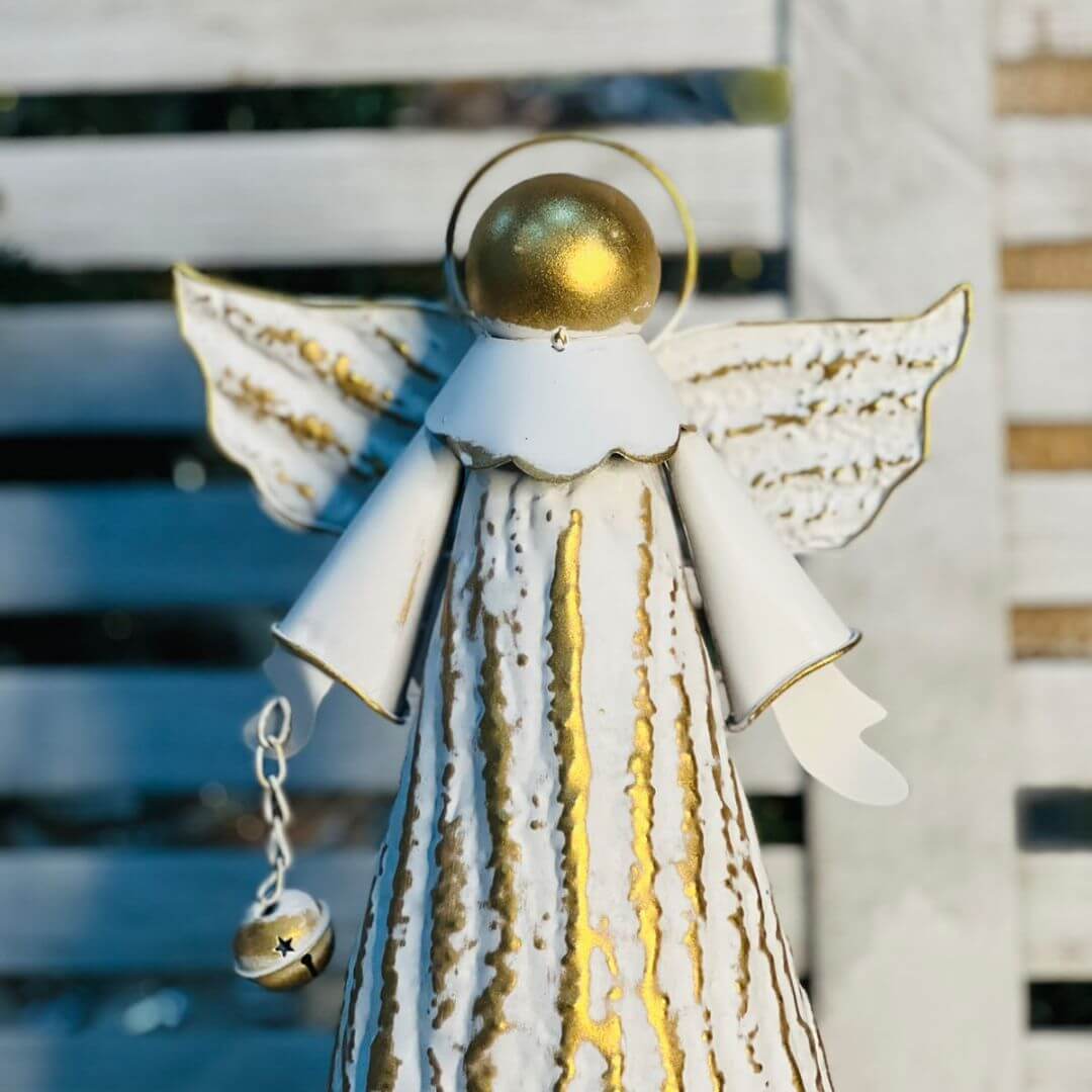 Enfeite Anjo com Guizo Branco e Dourado – 34cm
