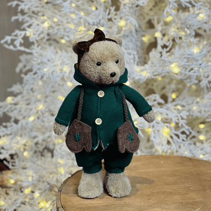 Enfeite Urso Menina de Natal com Macacão e Luva – 38cm