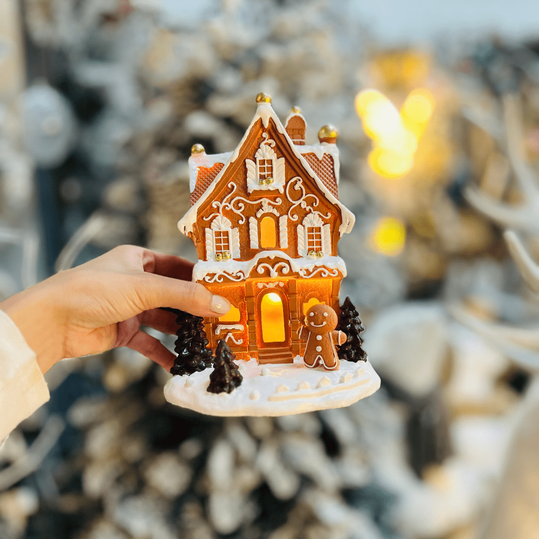 Casinha Natalina Gingerbread Marrom de Resina 21x14,5x13cm