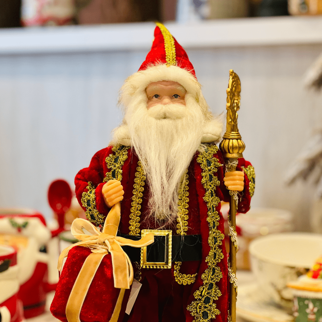 Papai Noel Em Pé Com Cajado Vermelho e Dourado 30cm