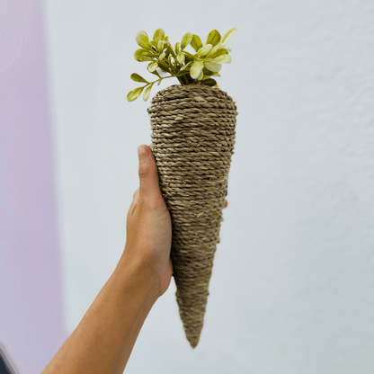 Cenoura Decorativa Natural de Rattan 31cm
