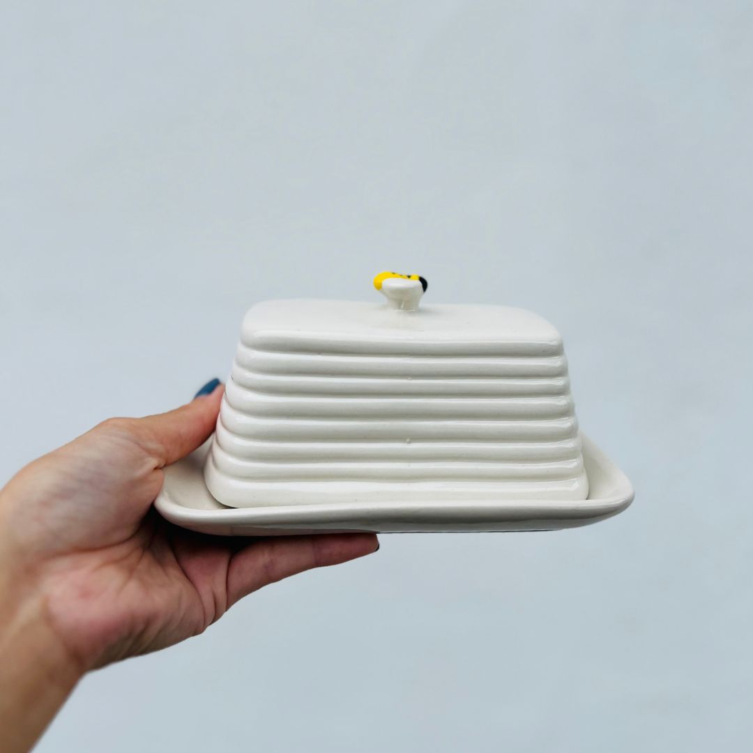 Manteigueira de Porcelana Bee - 17cm