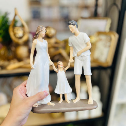 Figura Decorativa Familia de Resina - 21,5x6x24,5cm