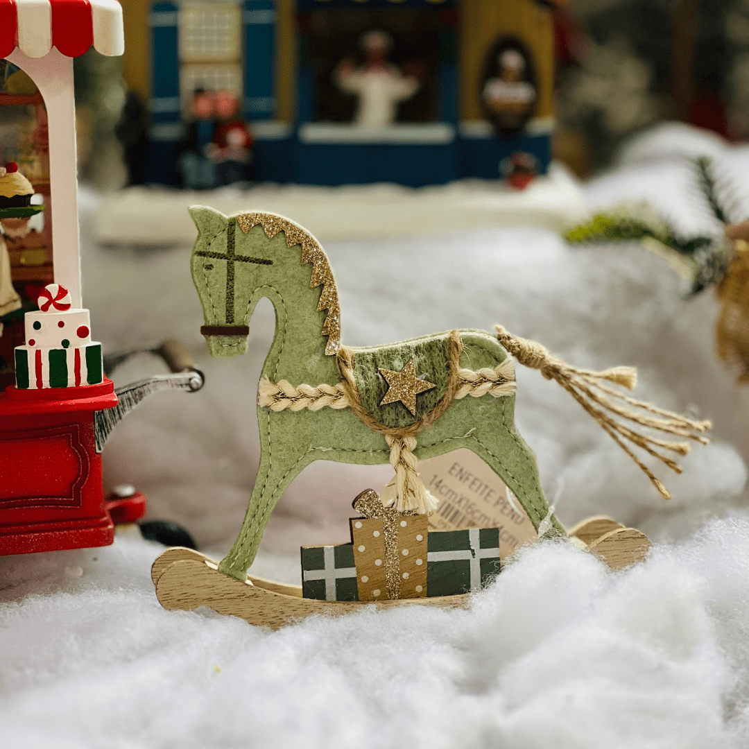 Cavalinho de Balanço Natalino Verde de Feltro 16cm