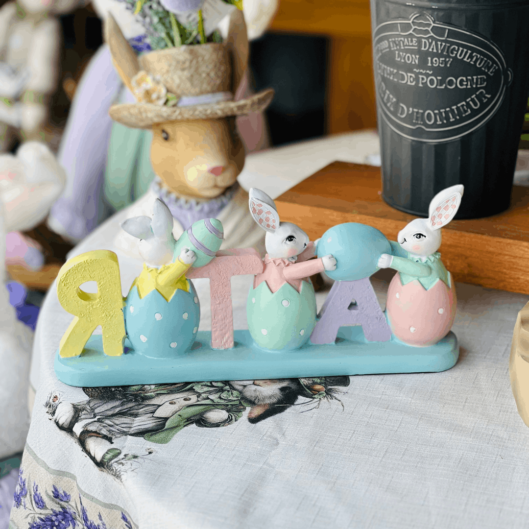 Letreiro Coelhos nos Ovinhos Easter de Resina 12x6,5x30cm