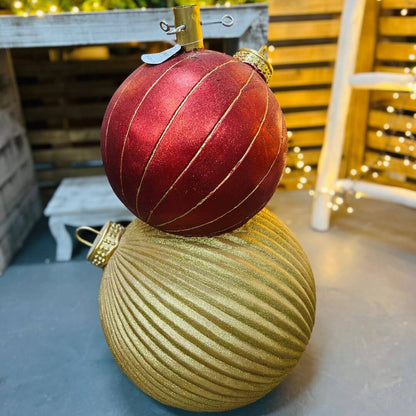 Base para Árvore de Natal com Bola Vermelha e Dourada – 67cm