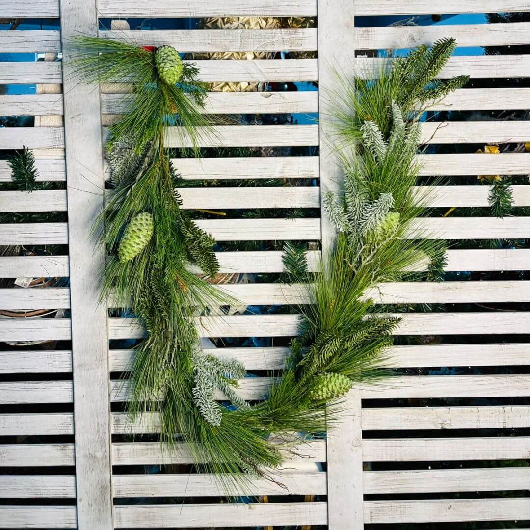 Festao Cipreste Pinha Toque Real 152cm Verde
