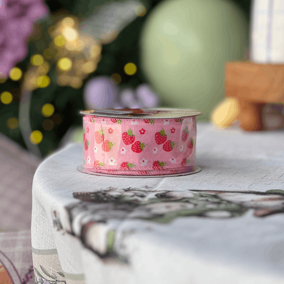 Fita Decorativa Aramada Morangos Rosa e Vermelho 3,8cm x 9,14m