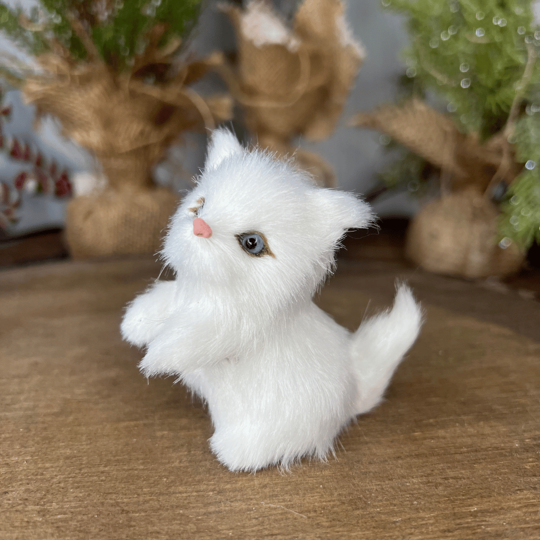 Enfeite para Pendurar Gato Branco 7x4x7cm