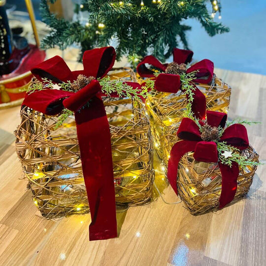 Conjunto Presentes Natalinos Decorativos com LED – 3 Peças - 25cm