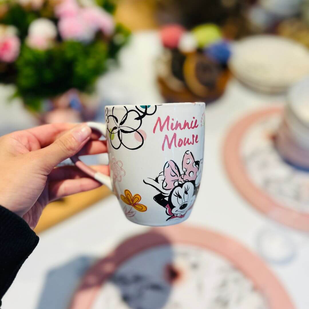 Caneca Cerâmica Minnie Rosa - 330ml