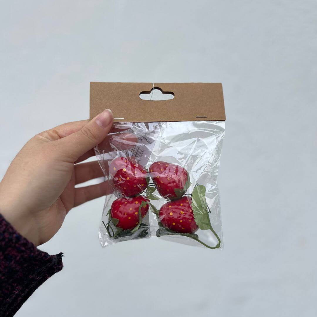 Enfeite Decorativo Morango – 4cm | Jogo com 4 Peças