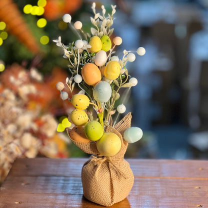 Arranjo Decorativo Com Folhas e Ovos - 30cm