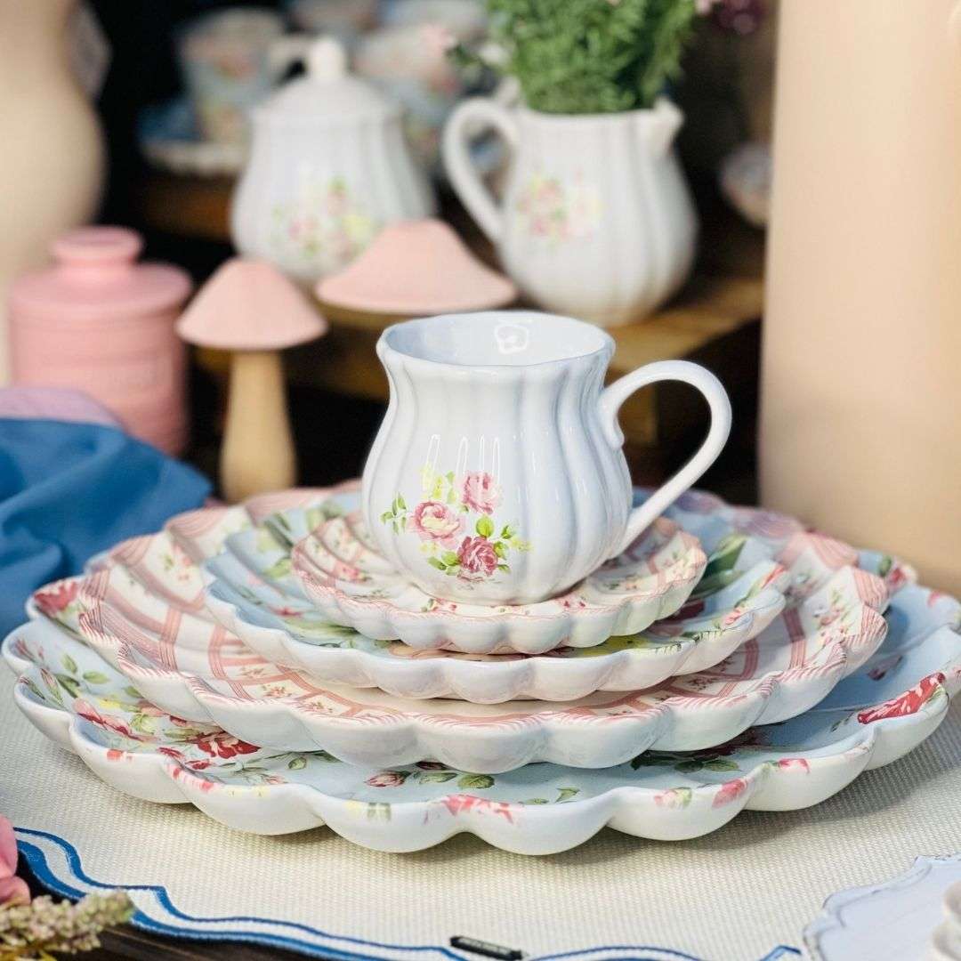 Prato Sobremesa Relevado Azul Com Rosas Vó Dulce - 20cm