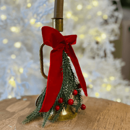 Decoração Rena em Pé com Colar de Pinhas - 46cm