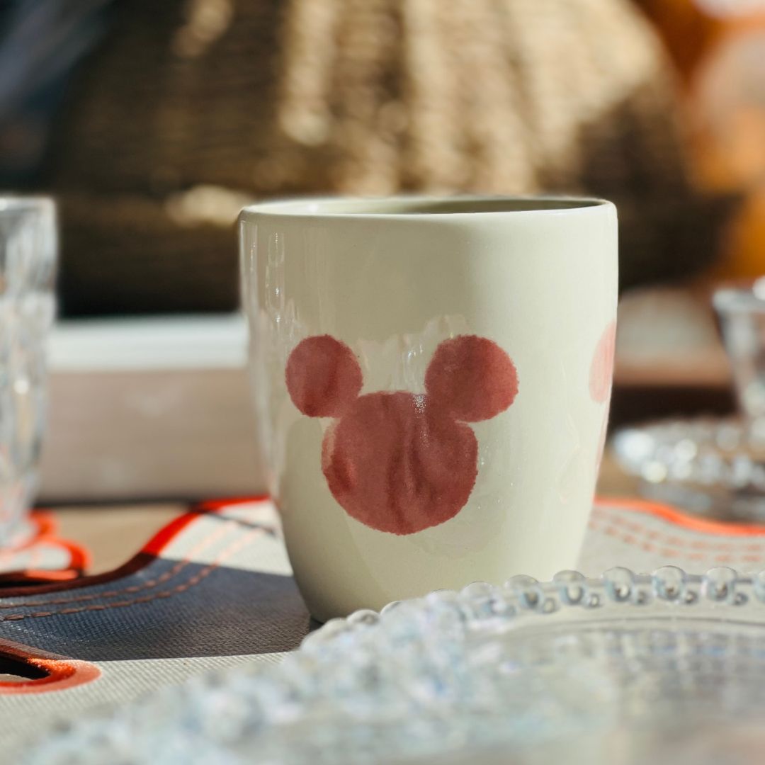 Caneca de Cerâmica Mickey e Minnie - 9,3x12,9x10cm