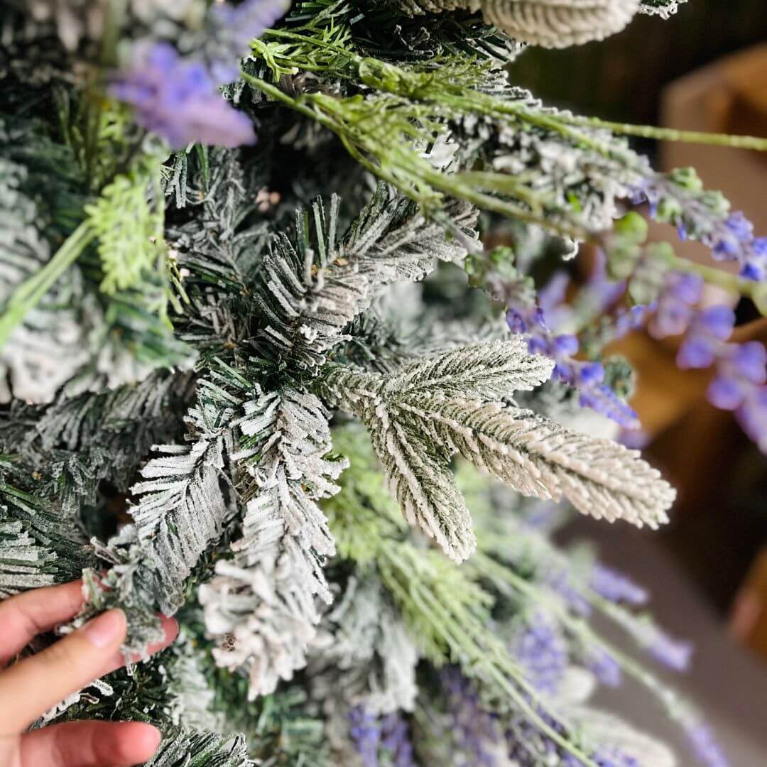 Árvore Nevada Verde e Branco – 210cm