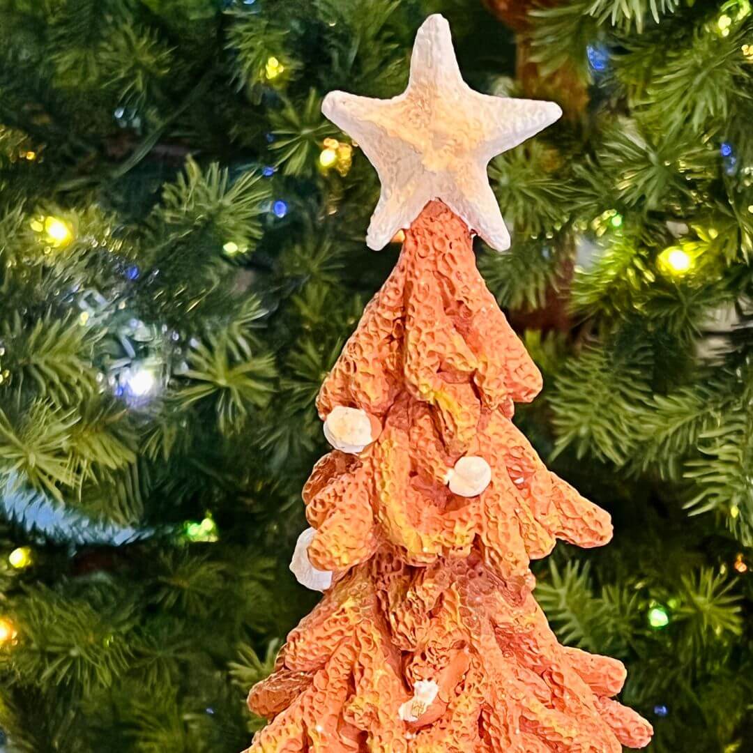 Árvore Decorativa Natalina em Resina - 33cm