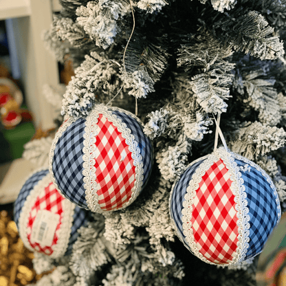 Bola Natalina Xadrez Azul e Vermelho 10cm - 1un