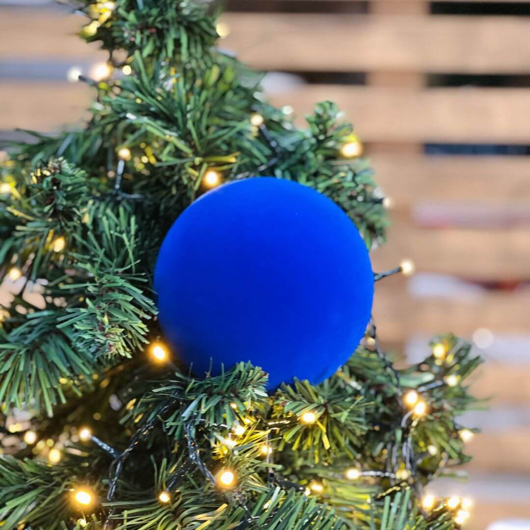 Bola Natalina de Veludo Azul – 12cm