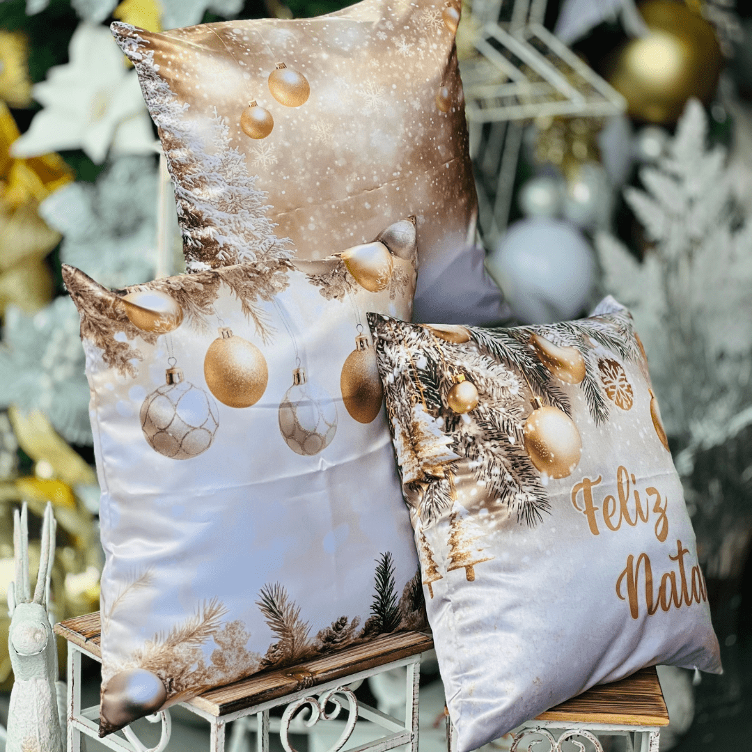 Capa de Almofada Natalina Bolas Dourado e Branco 43cm
